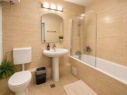 Metropole Apartments Prime One