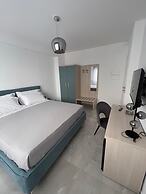 Gheloi Room