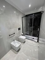 Gheloi Room