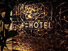 JYUNIHOTEL