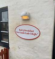 Bed and Breakfast Den Gamle Lade I Hejls