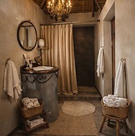 Simba Safaris African Pride