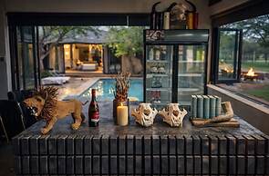 Simba Safaris African Pride