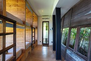 Bong Lux Hostel
