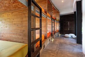 Bong Lux Hostel