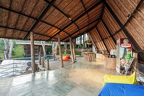 Bong Lux Hostel