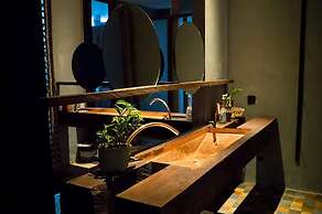 Bong Lux Hostel