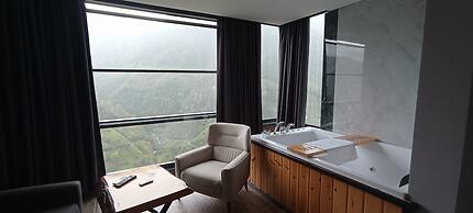 Merze Suit Otel