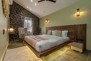ELIVAAS Moonlit retreat 3 BHK with Pool