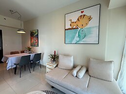 Playful 1BR Bayview Near Okada & MOA