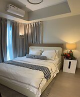 Playful 1BR Bayview Near Okada & MOA