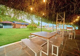 JC Den Villa Kochi by VOYE HOMES