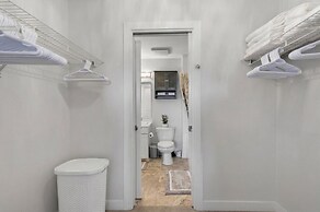 Bright 1 Bdrm at Amenity Rich Resort 102