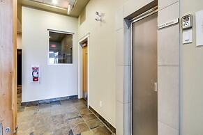 Bright 1 Bdrm at Amenity Rich Resort 102