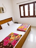 Ashirvad In Guesthouse Mathura