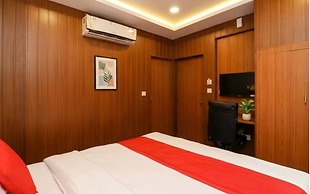 Hotel Meerut International