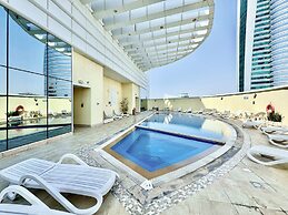 Cosmos Living Premier Studio Near Metro
