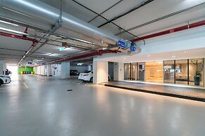 bnbme - Bay Central - 1BR