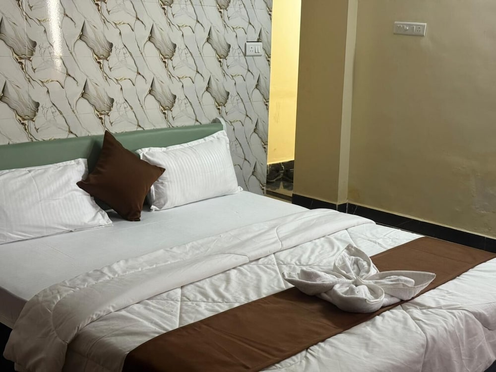 Hotel Sai Amar International