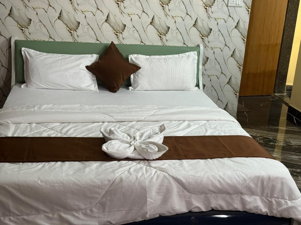 Hotel Sai Amar International