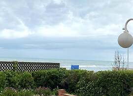 Gava Mar Apartment With Beach View