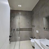 Suites By Jordan's Hotel