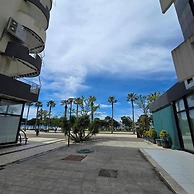 Suites By Jordan's Hotel