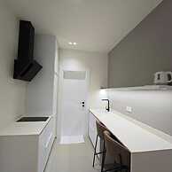 Suites By Jordan's Hotel