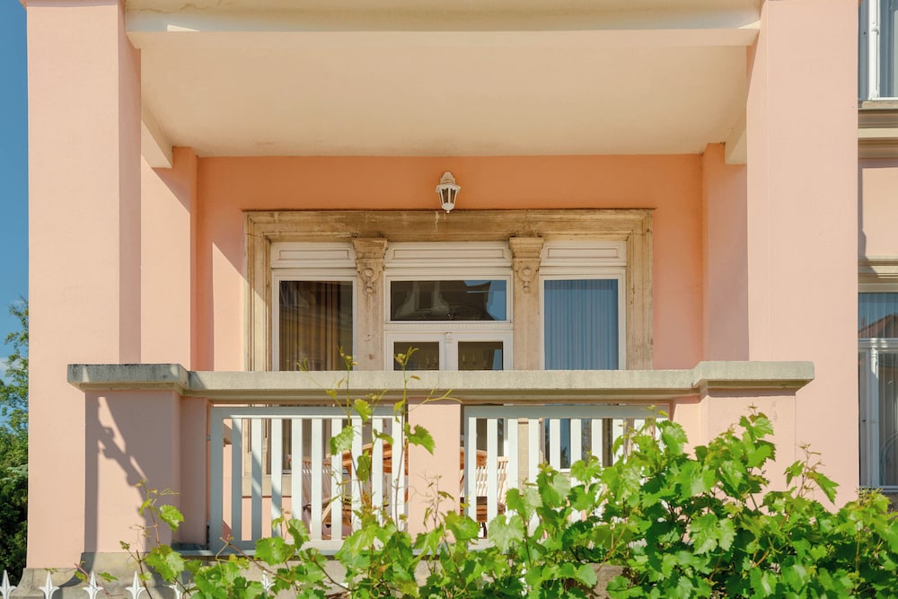 Villa Antonia
