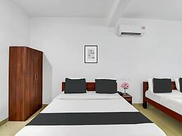 Classic With Balcony Madikeri City Center