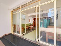 Classic With Balcony Madikeri City Center