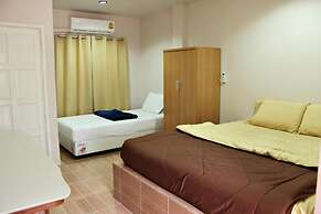 Sairee Center Guesthouse
