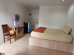 Sairee Center Guesthouse