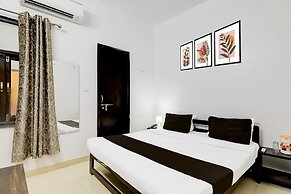 Saver Double Hotel Parijat