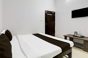 Saver Double Hotel Parijat