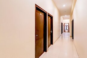 Saver Double Hotel Parijat