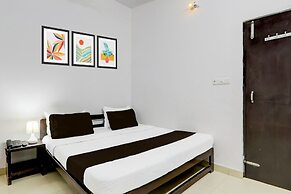 Saver Double Hotel Parijat