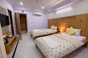 Jaipur The Lodge B&B