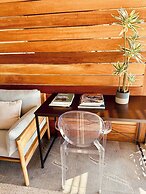 Room-private Luxury Winter Escape Design