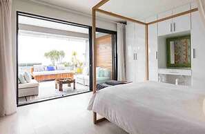 Room-private Luxury Winter Escape Design