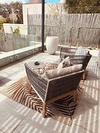Room-private Luxury Winter Escape Design