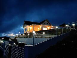 VOYE HOMES Whitestone Cottage Vagamon