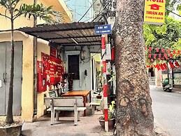 Era Ta Quang Buu Apartment