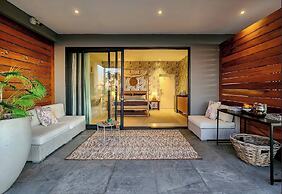 Room-luxury Couples Suite Ocean View &