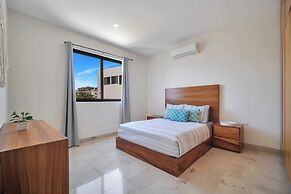 Stunning & Beautiful House With Private Pool