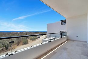 Stunning & Beautiful House With Private Pool
