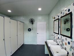 YOOSABAI HOSTEL AND GUESTHOUSE