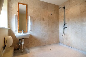 Stunning Five BD Home Near Tewkesbury