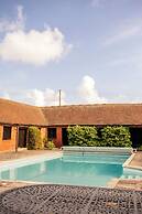 Stunning Five BD Home Near Tewkesbury