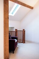 Stunning Five BD Home Near Tewkesbury